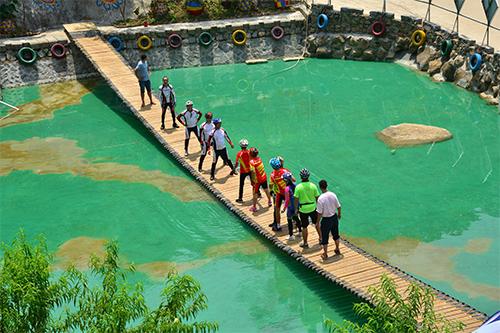 安康<b>抖音网红桥,趣味摇摆桥</b>